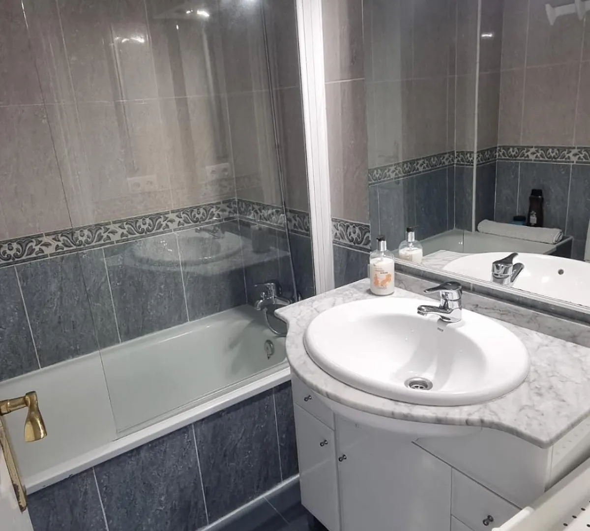 Havsutsikt & Pool Sea View 2Br Apt For 6 Guests Near Marbella And Fuengirola 0*, Sitio de Calahonda