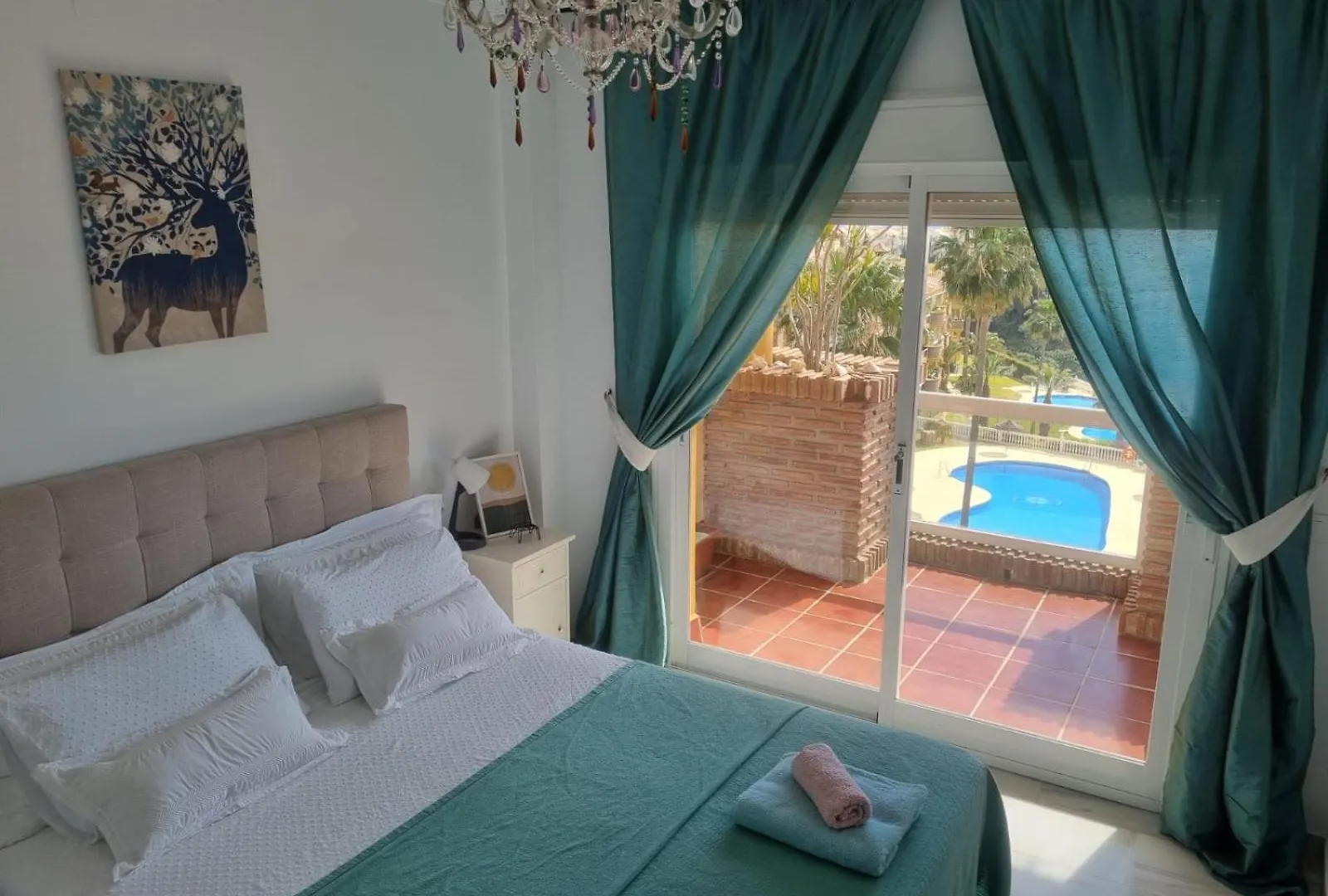 Havsutsikt & Pool Sea View 2Br Apt For 6 Guests Near Marbella And Fuengirola 0*, Sitio de Calahonda