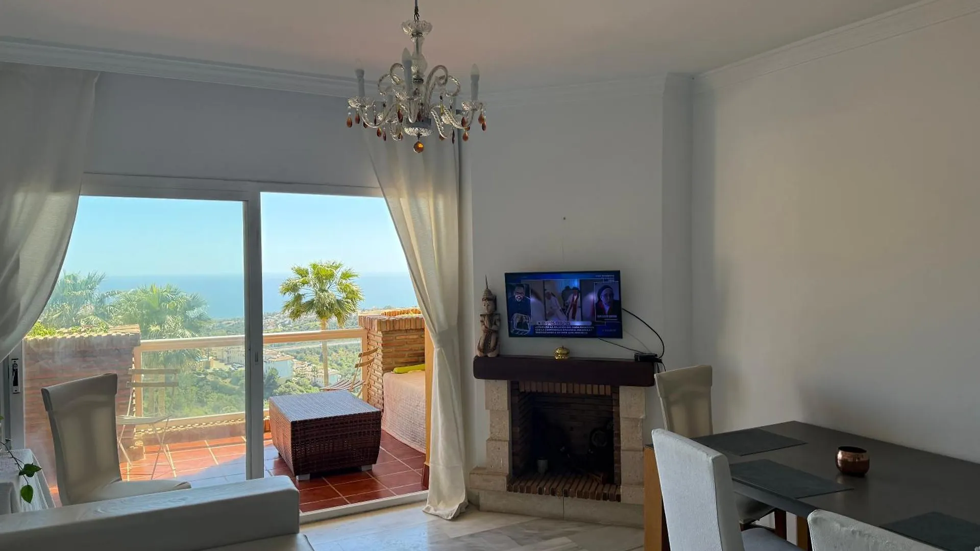 Havsutsikt & Pool Sea View 2Br Apt For 6 Guests Near Marbella And Fuengirola Sitio de Calahonda