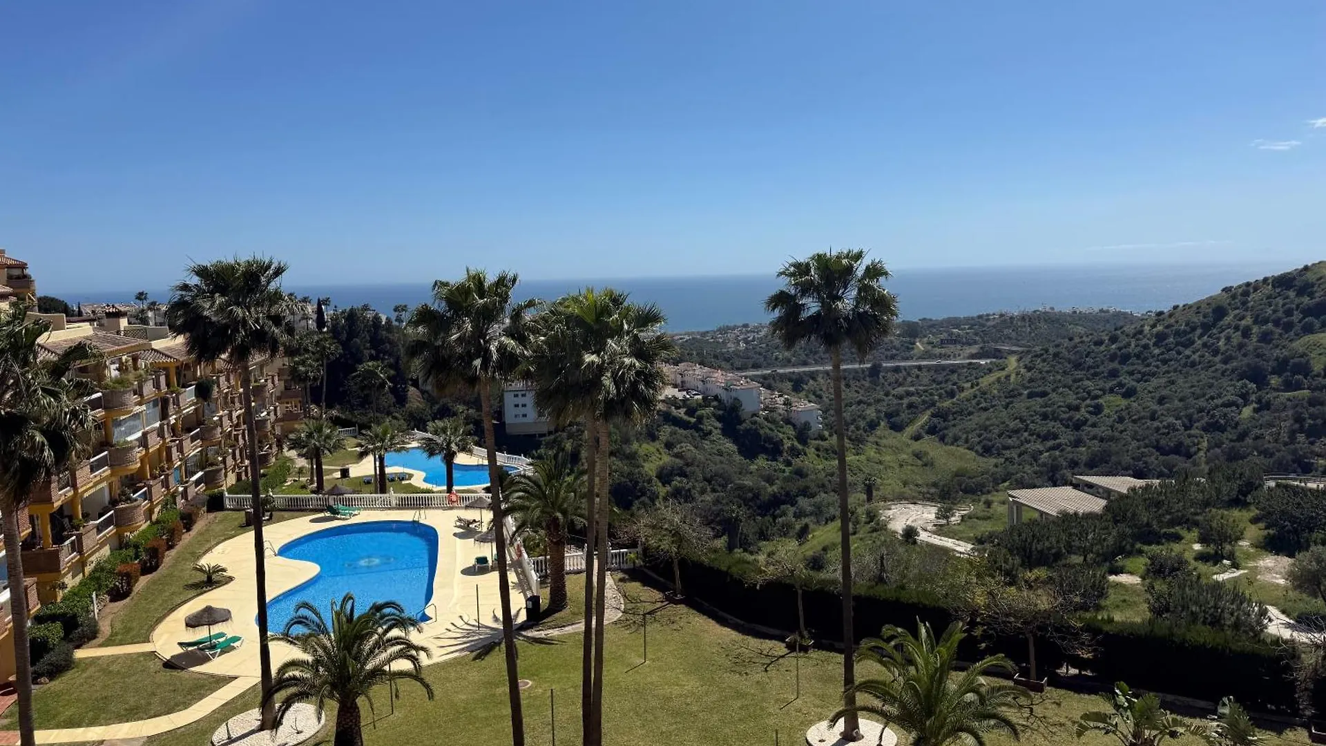 Apartment Havsutsikt & Pool Sea View 2Br Apt For 6 Guests Near Marbella And Fuengirola
