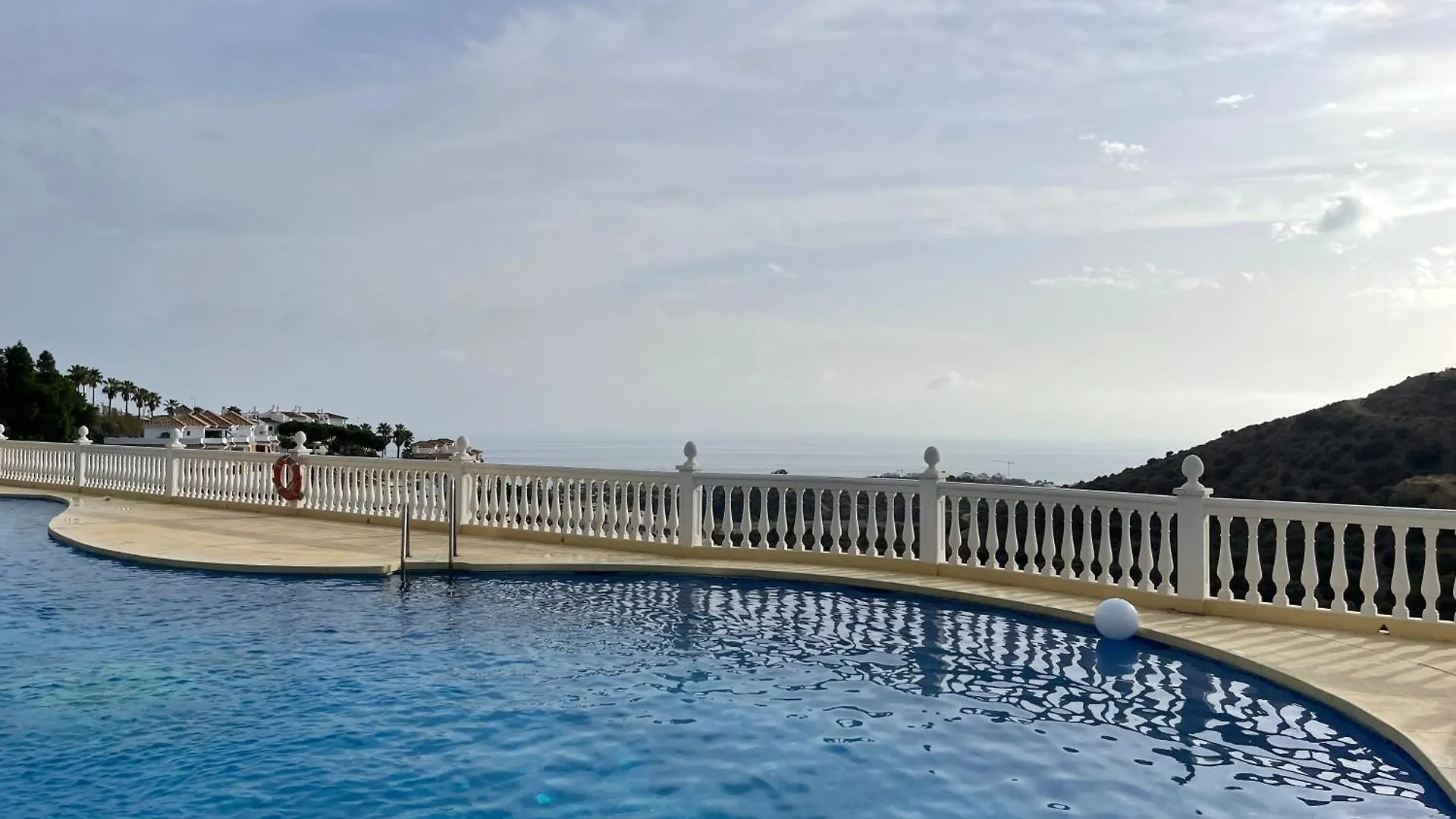 Apartment Havsutsikt & Pool Sea View 2Br Apt For 6 Guests Near Marbella And Fuengirola